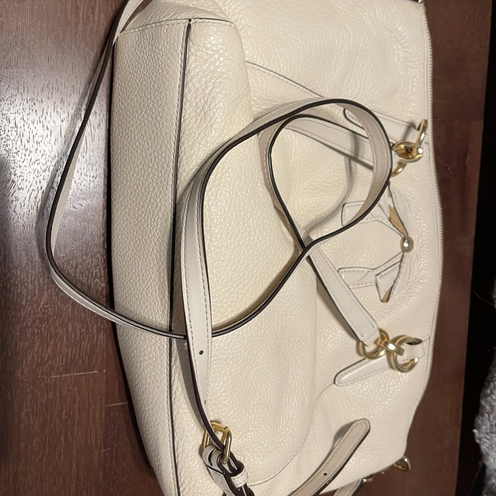 Ivory COACH bag w/shoulder strap